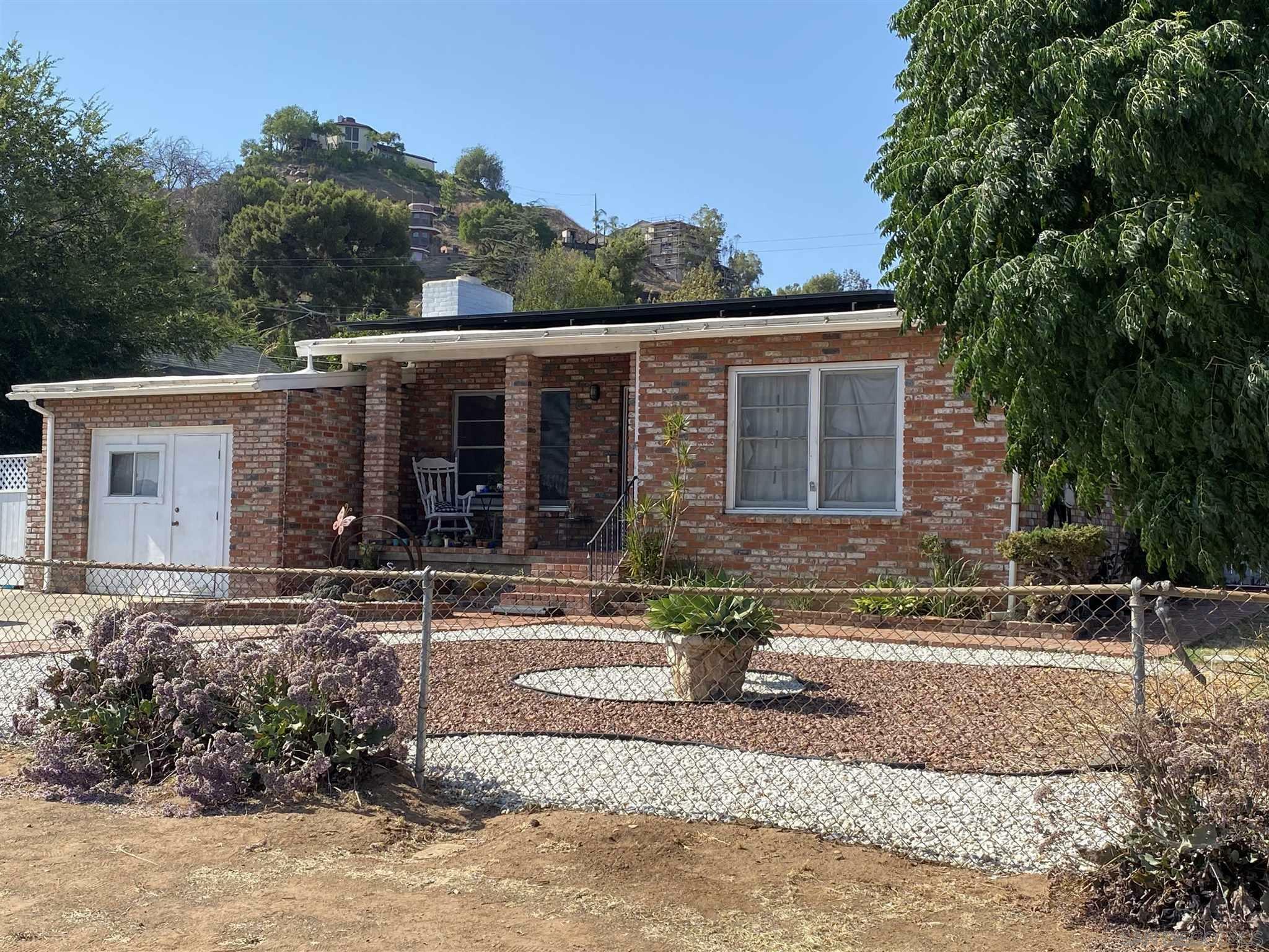 Property Photo:  1194 Flamingo Ave  CA 92021 