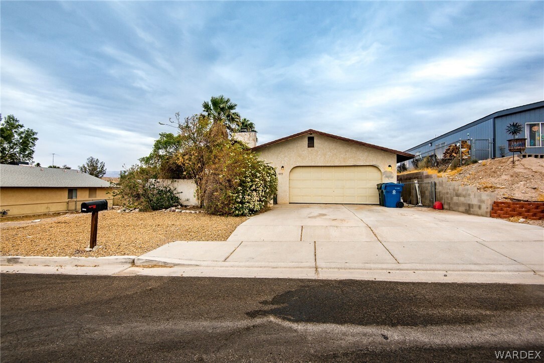 Property Photo:  1386 Trane Road  AZ 86442 