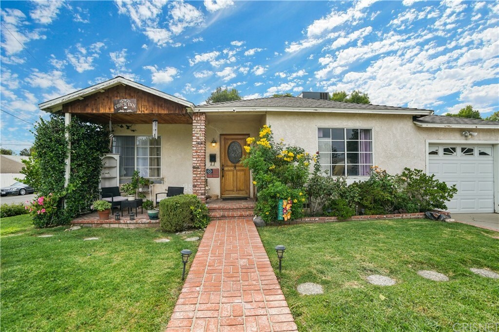 Property Photo:  7001 Balcom Avenue  CA 91335 