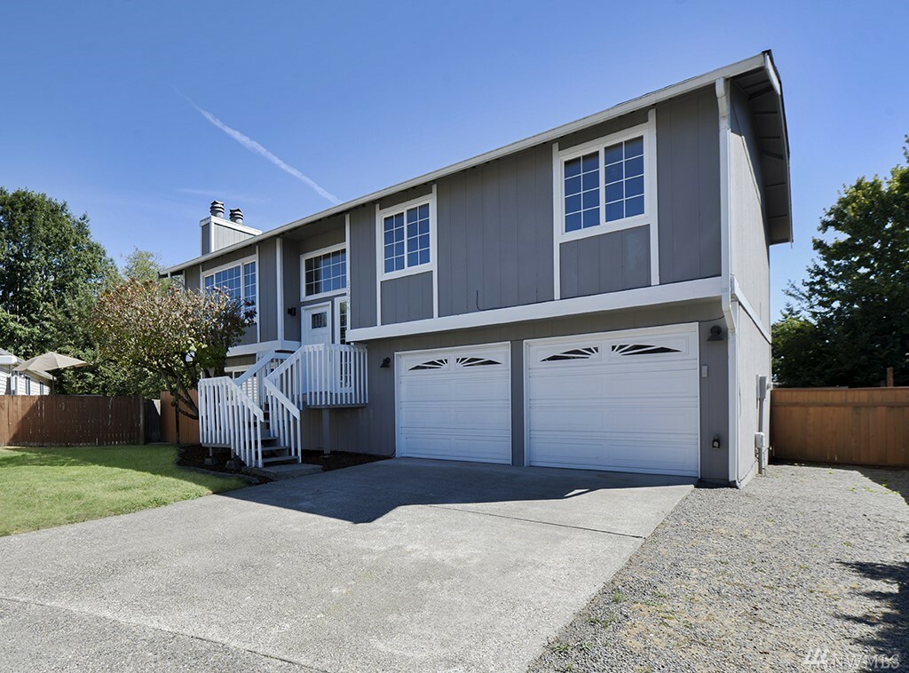 Property Photo:  5060 33rd Ct NE  WA 98422 