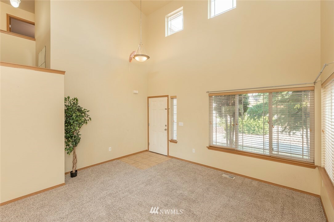 Property Photo: 25515 159th Court SE WA 98042