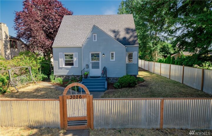 Property Photo:  3026 Kulshan St  WA 98225 