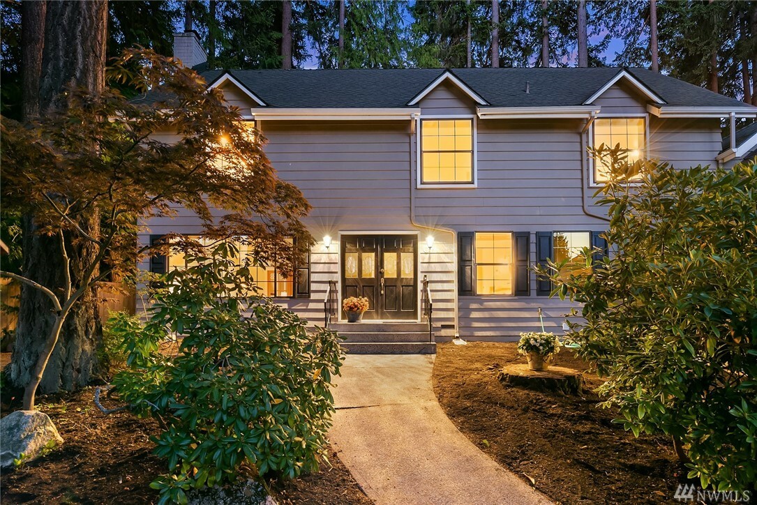 Property Photo:  8801 202nd Place SW  WA 98026 