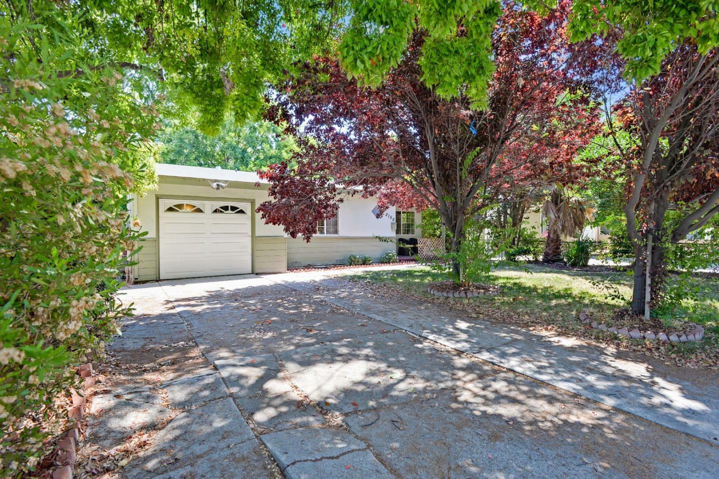 Property Photo: 2150 Pulgas Avenue CA 94303