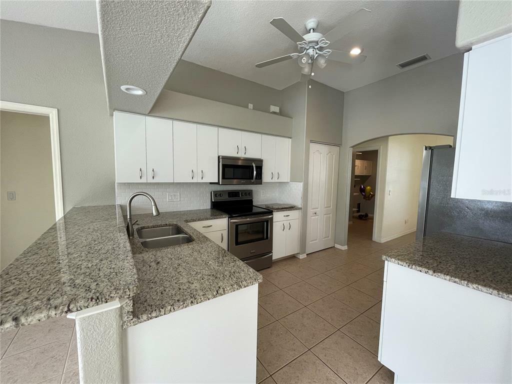 Property Photo:  261 Fairway Road  FL 33947 