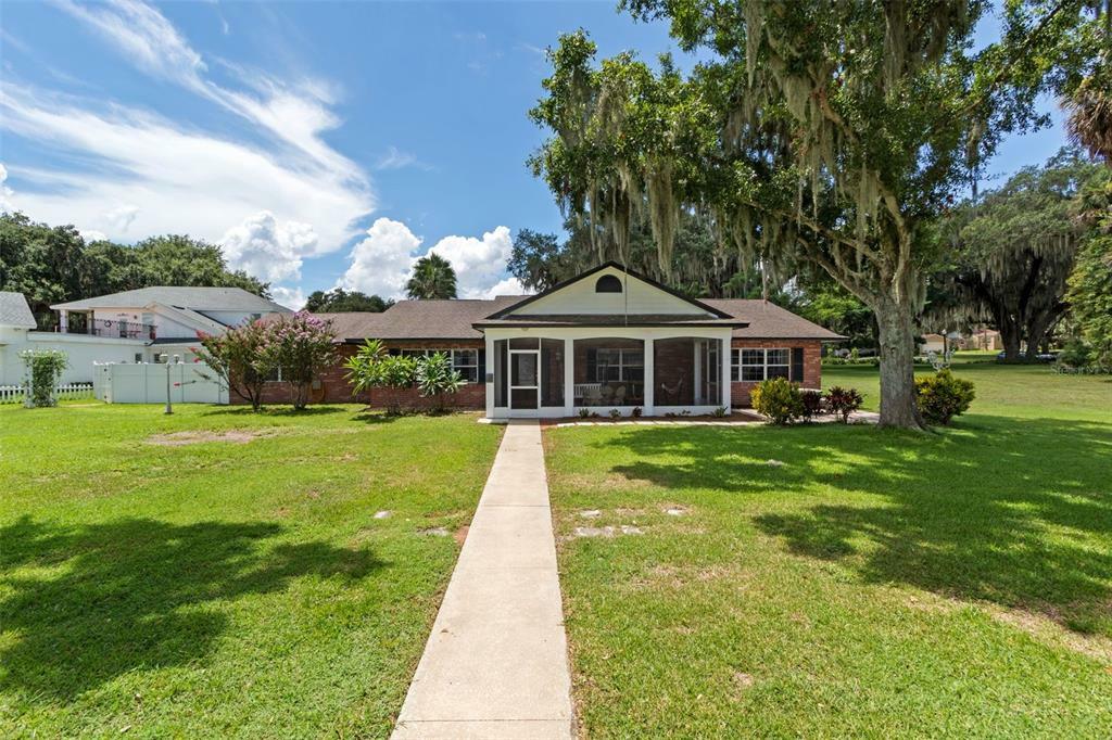 Property Photo:  321 Lakeshore Dr  FL 34748 