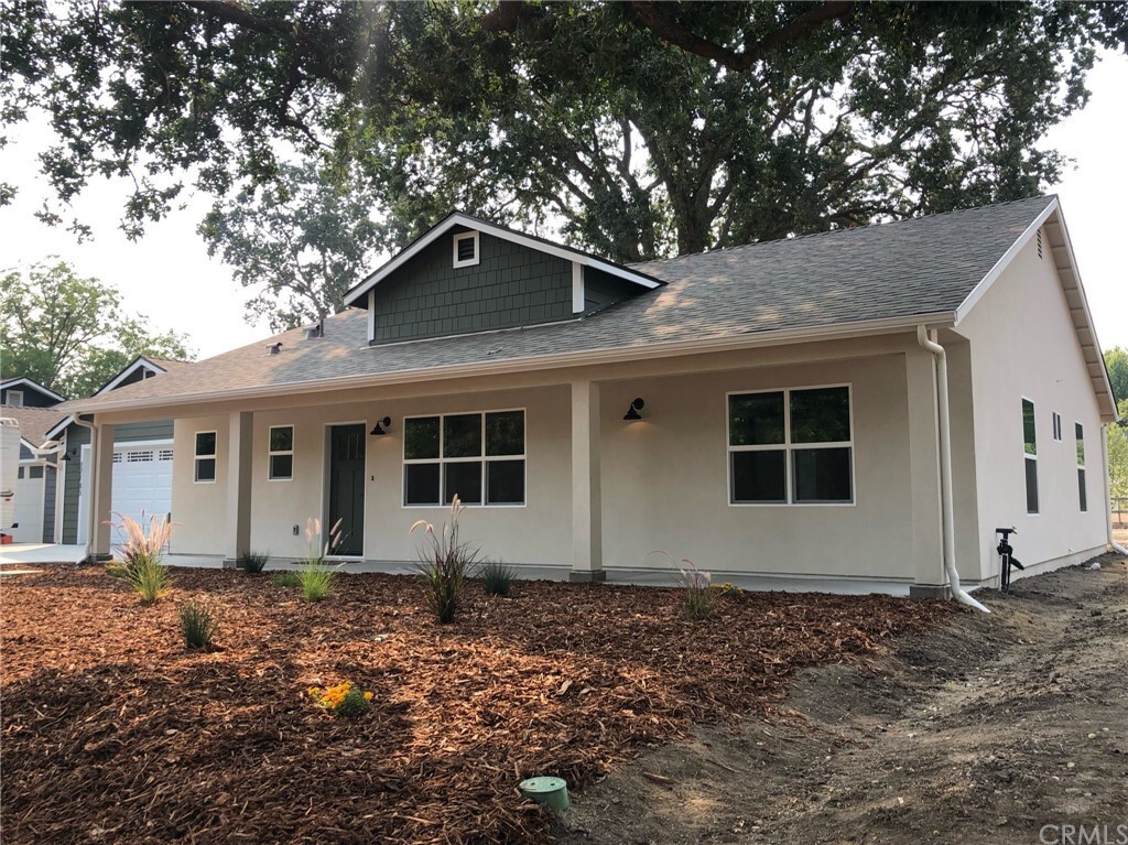 Property Photo: 22185 H Street CA 93453