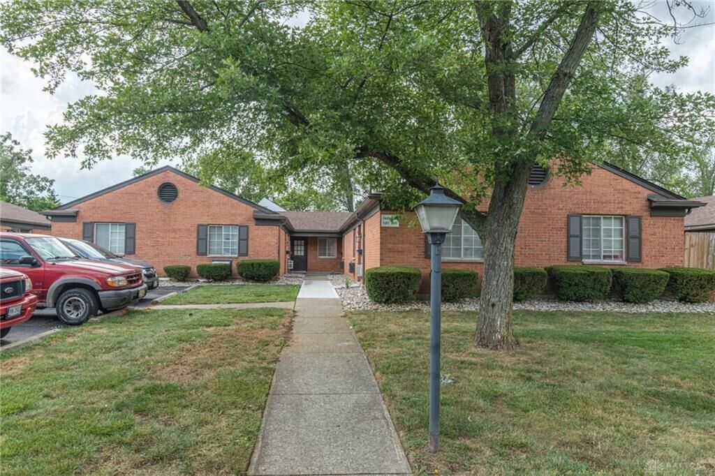 Property Photo: 5449 Dunmore Drive OH 45459