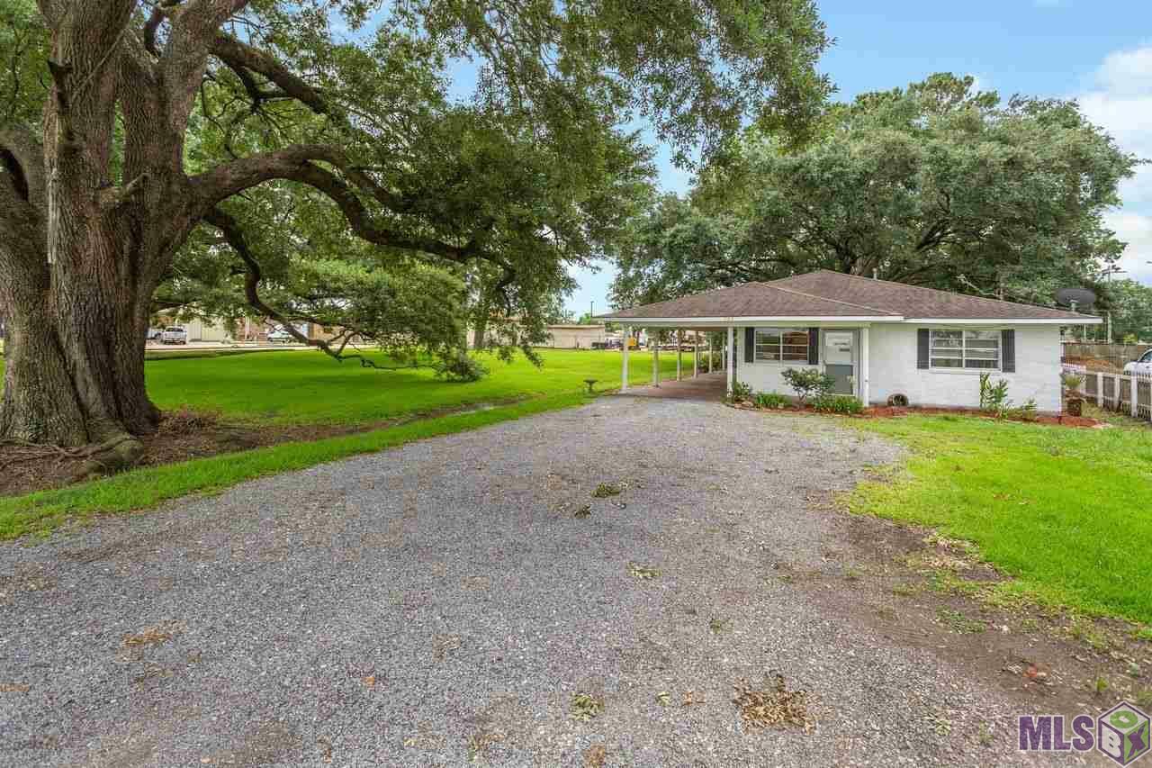 Property Photo:  985 Rosedale Rd  LA 70767 