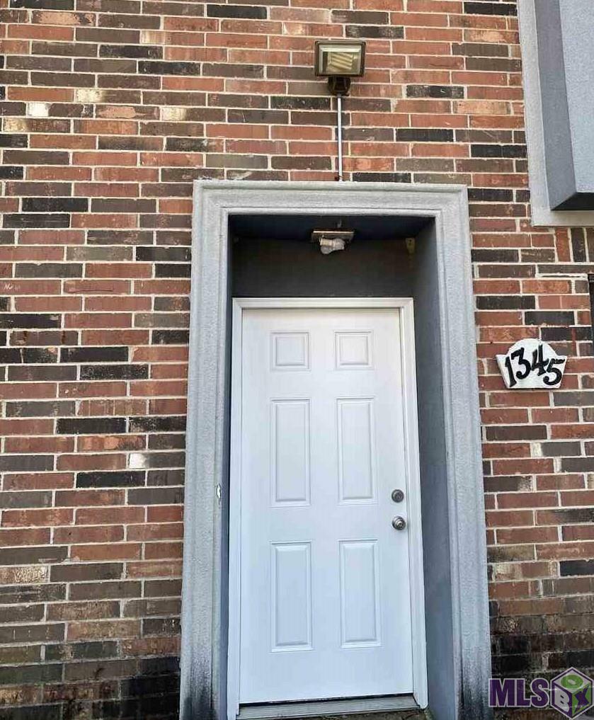 Property Photo: 8911 Gsri Ave #1345 LA 70810