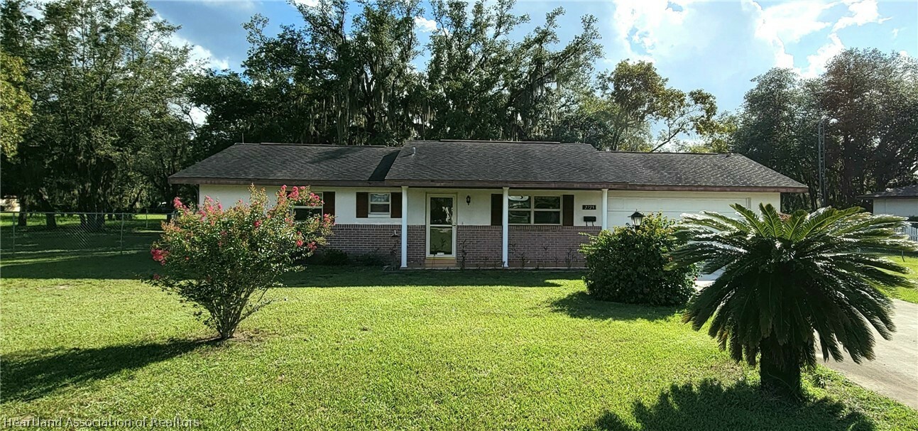 Property Photo:  2725 N Lancaster Road  FL 33825 