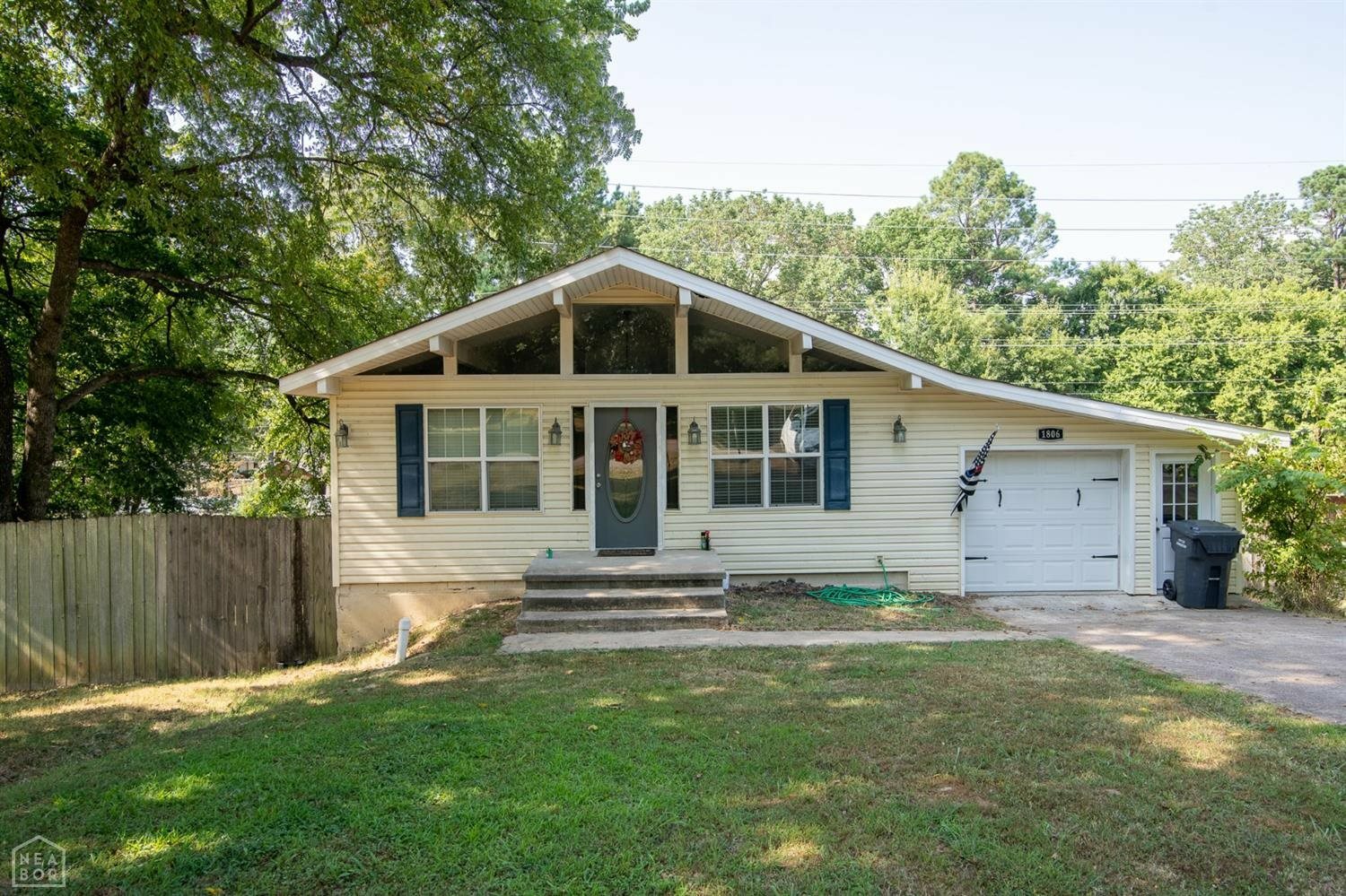 Property Photo:  1806 Deerwood Drive  AR 72404 