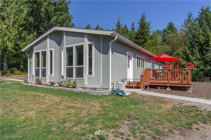 Property Photo: 31 Hood Place WA 98320