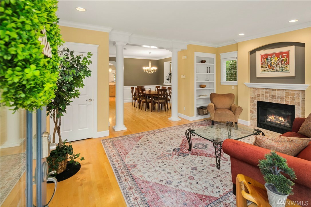 Property Photo: 1846 N 54th St WA 98103