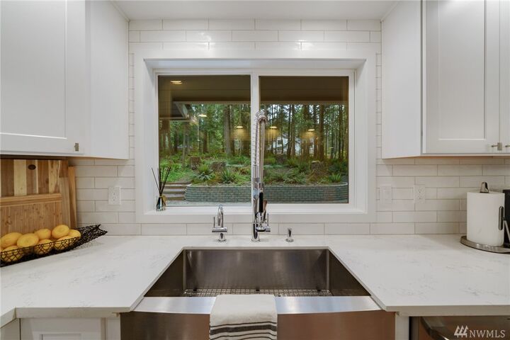 Property Photo:  14728 255th Ave SE  WA 98027 