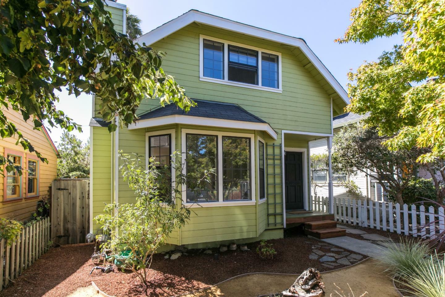 217 Mountain View Ave  Santa Cruz CA 95062 photo