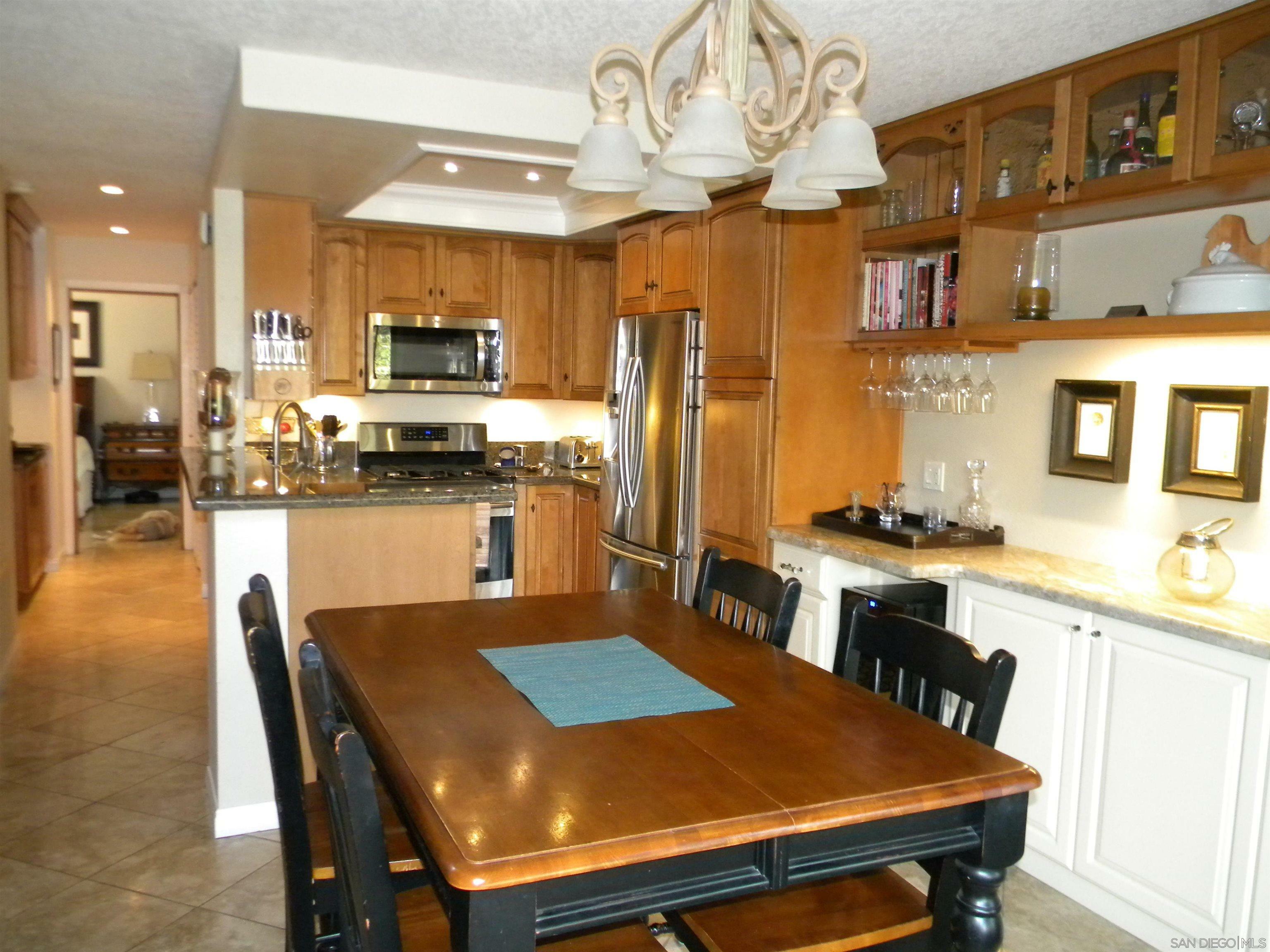 Property Photo: 10303 Ridgewater Lane CA 92131