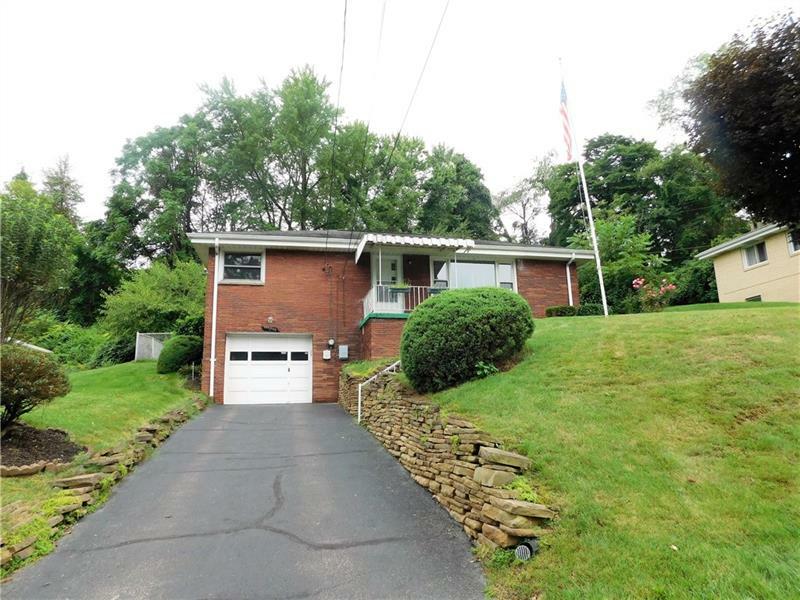 Property Photo:  116 Hollywood Drive  PA 15025 