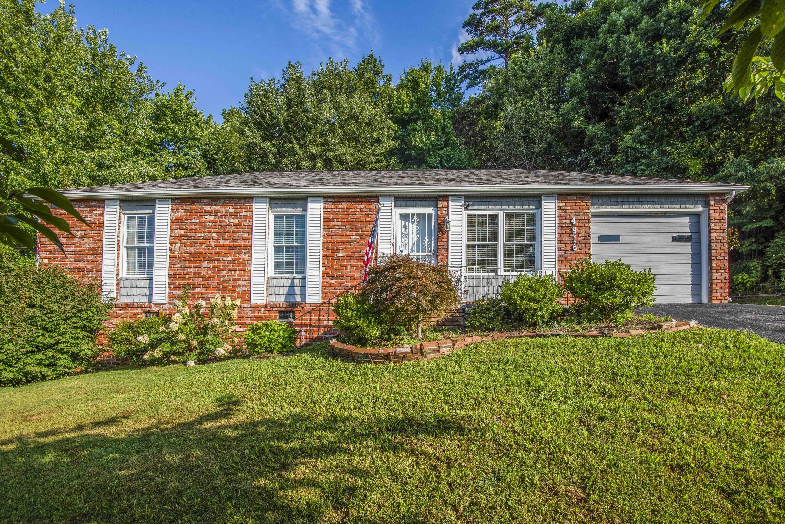 Property Photo:  4916 Kingman Drive  TN 37912 