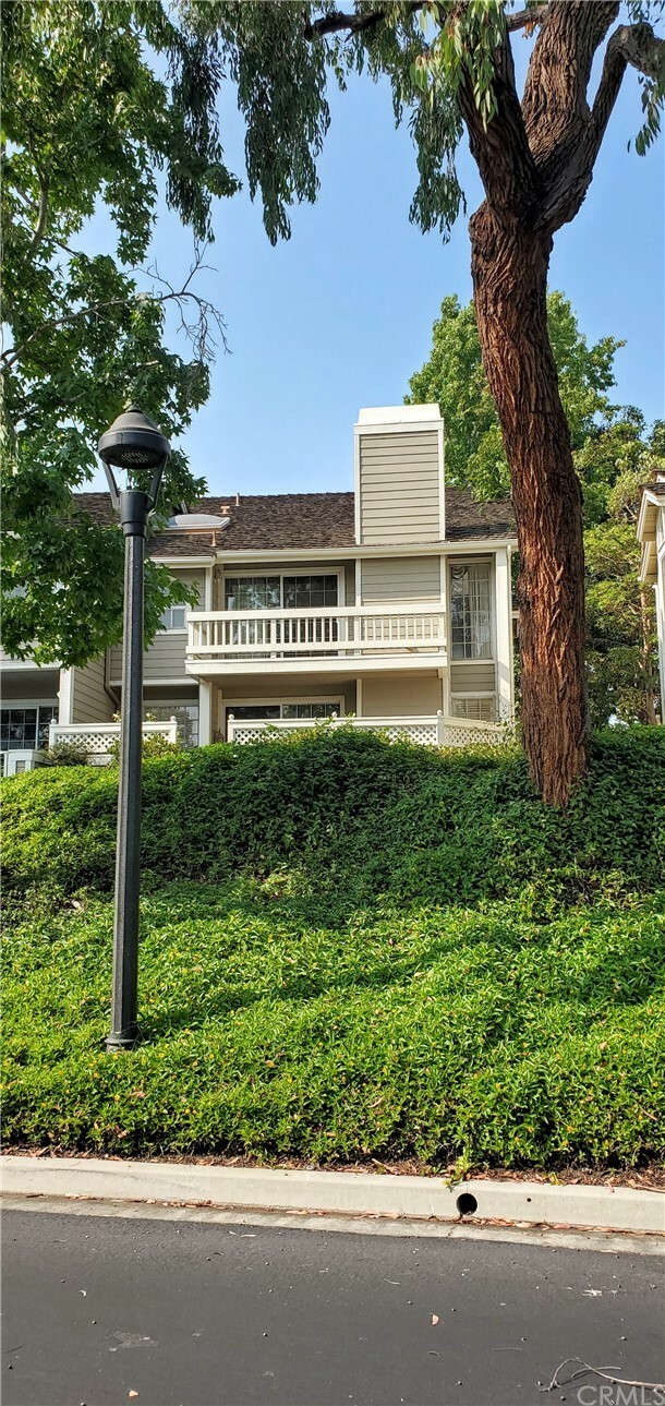 Property Photo: 551 Pittsfield Court 103 CA 90803