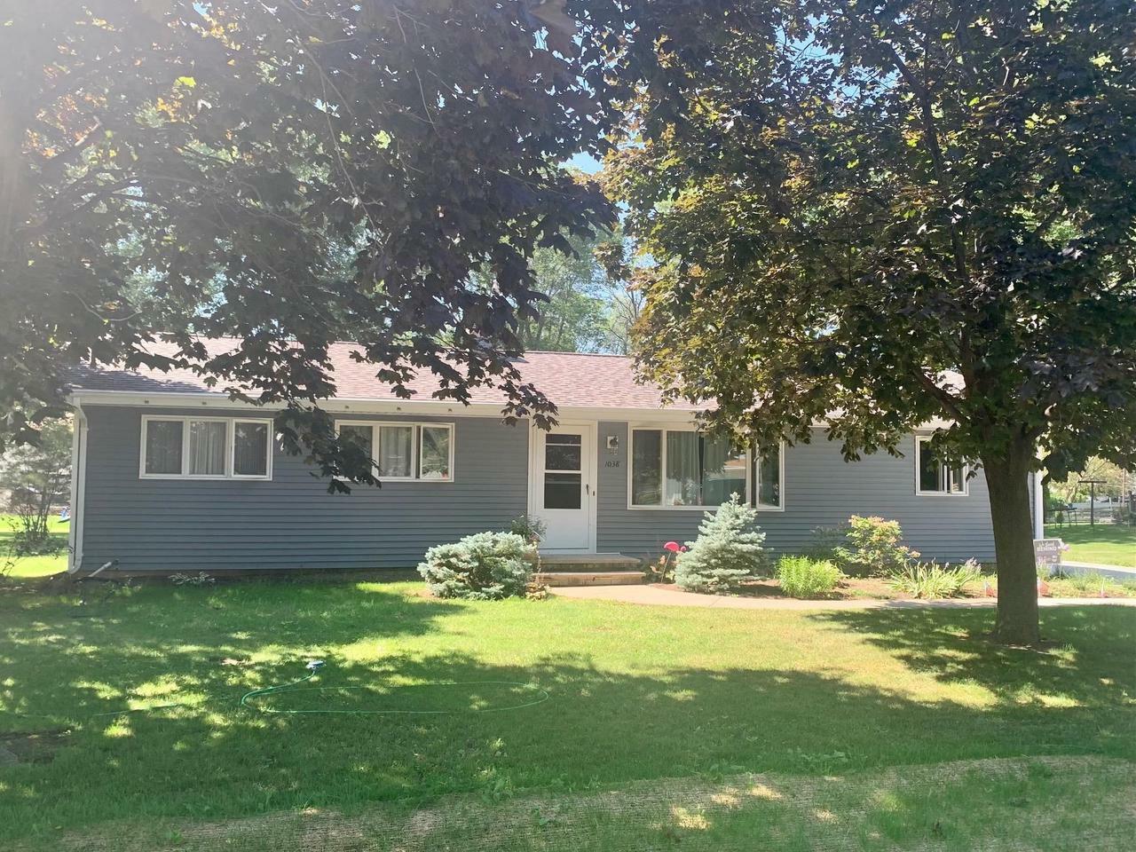 Property Photo: 1038 Home Avenue WI 54952