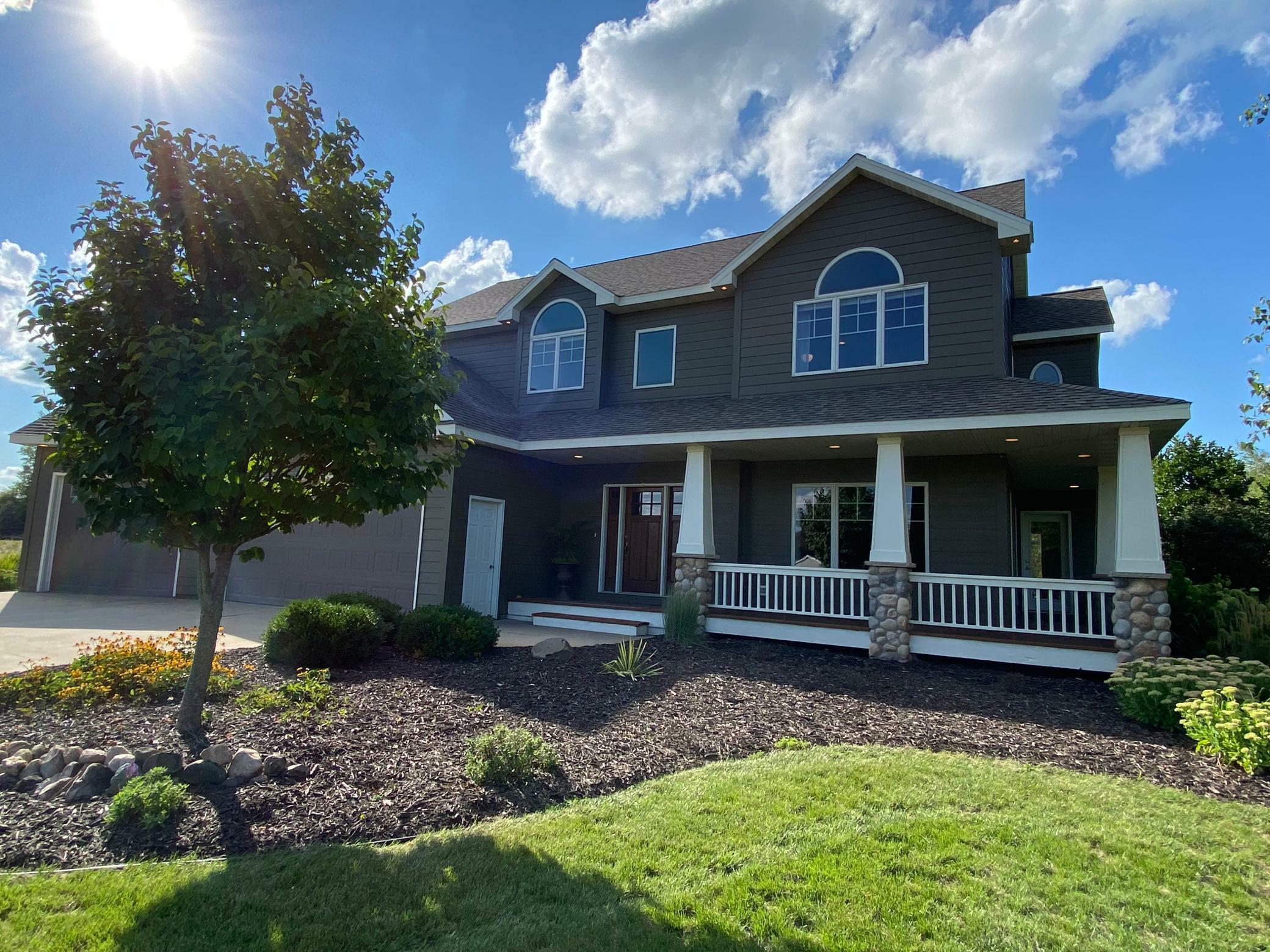 Property Photo: 60810 227th Avenue MN 55955