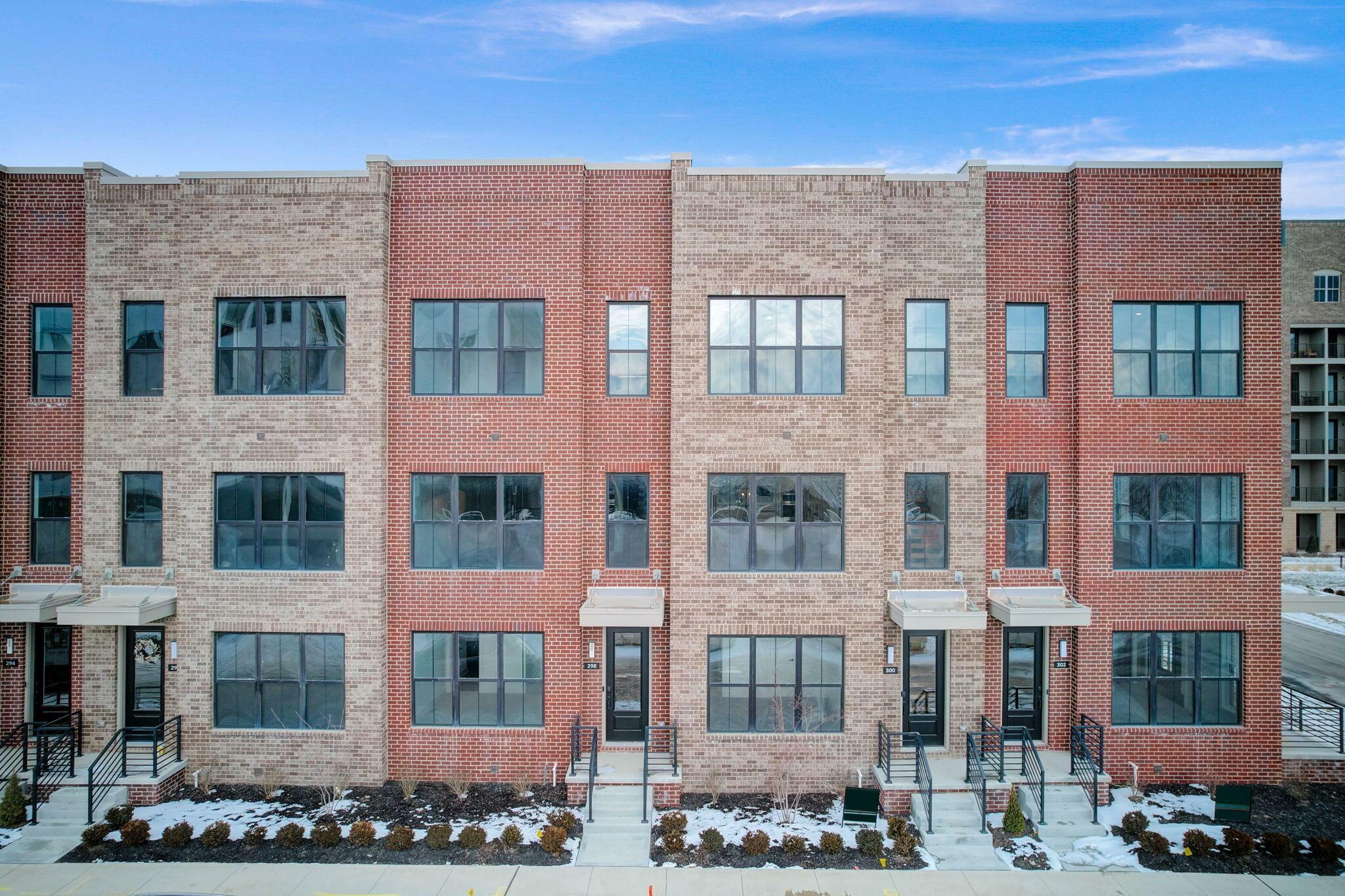 298 Dickenson Street  Columbus OH 43215 photo