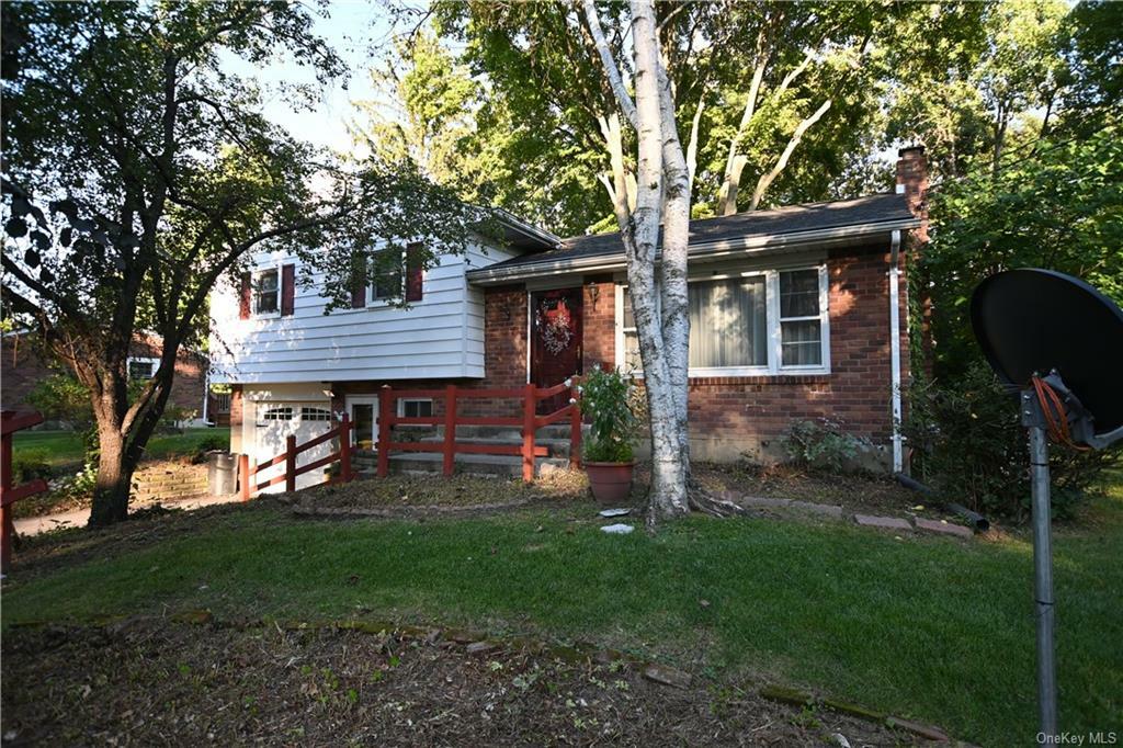 Property Photo: 4 Oxford Road NY 12553