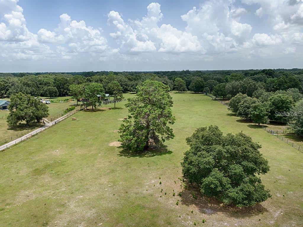 Property Photo: 0 SR 471 FL 33585