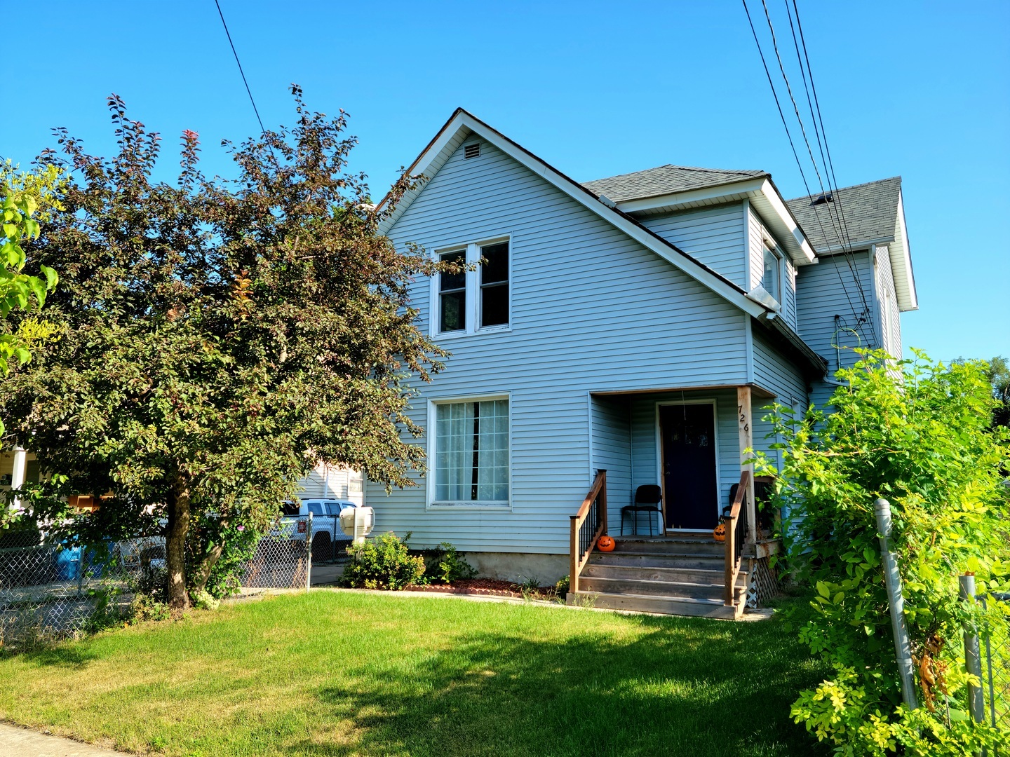 Property Photo: 726 Spring Street IL 60505
