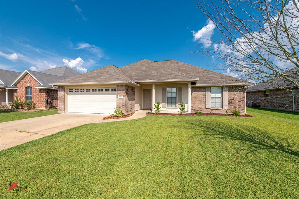 Property Photo:  5019 General Polk  LA 71112 