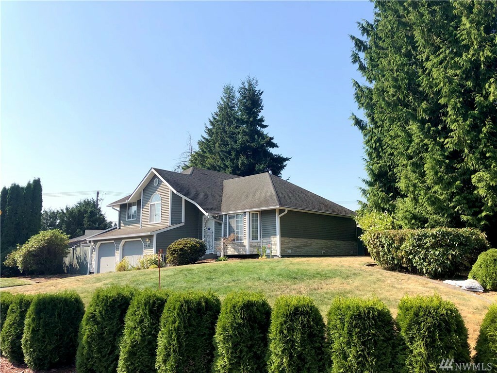 Property Photo:  5706 Cedarcrest St NE  WA 98422 