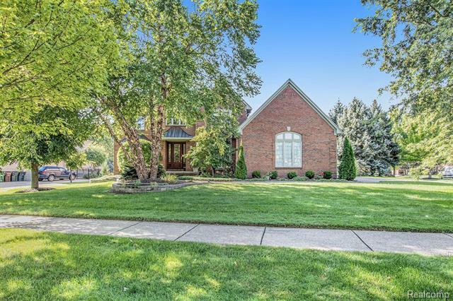 Property Photo:  3892 Woodbine Court  MI 48316 