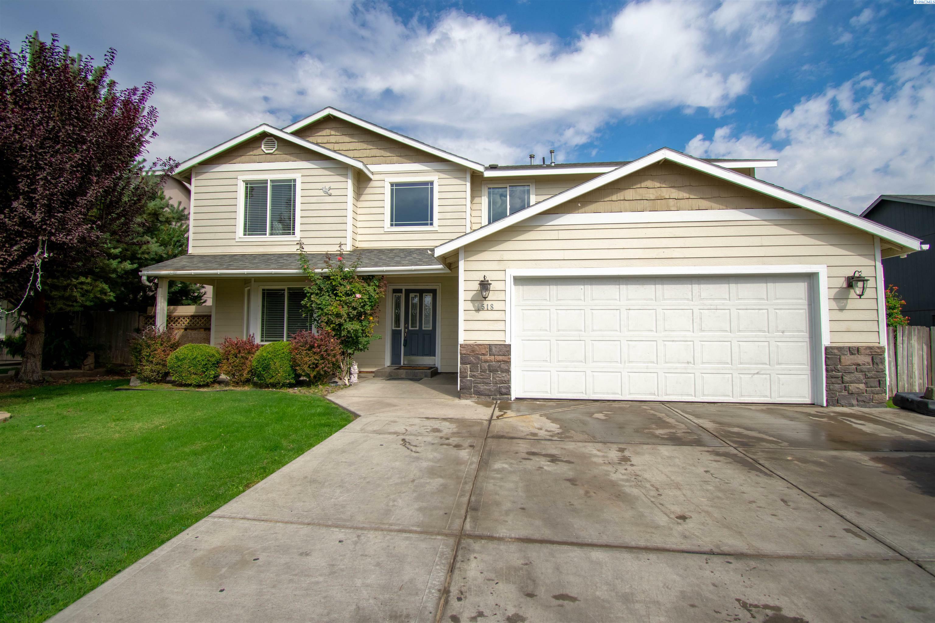 1518 S 14th St  Sunnyside WA 98944 photo