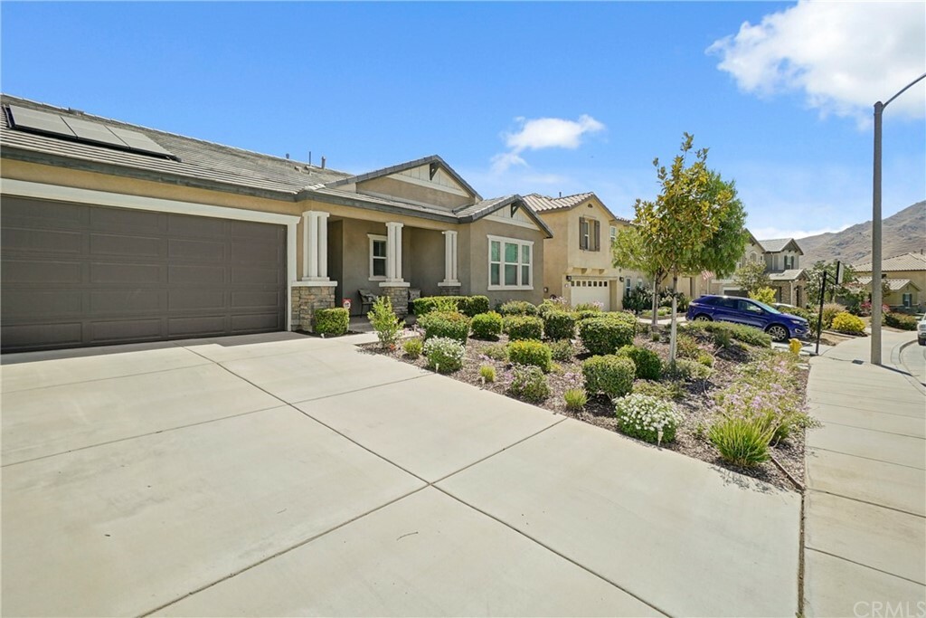 Property Photo:  7488 Blue Oak Road  CA 92507 