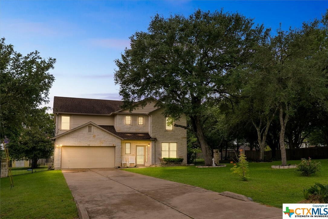 Property Photo:  972 Bella Vista  TX 78666 