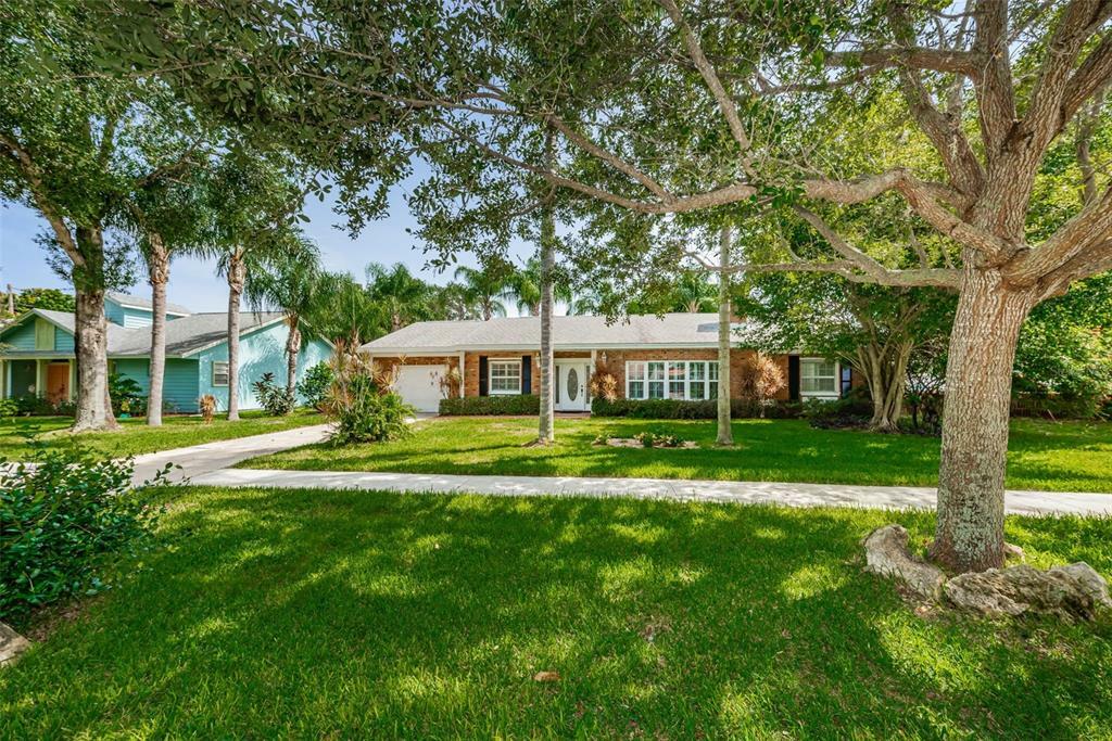 Property Photo:  644 Tessier Drive  FL 34689 