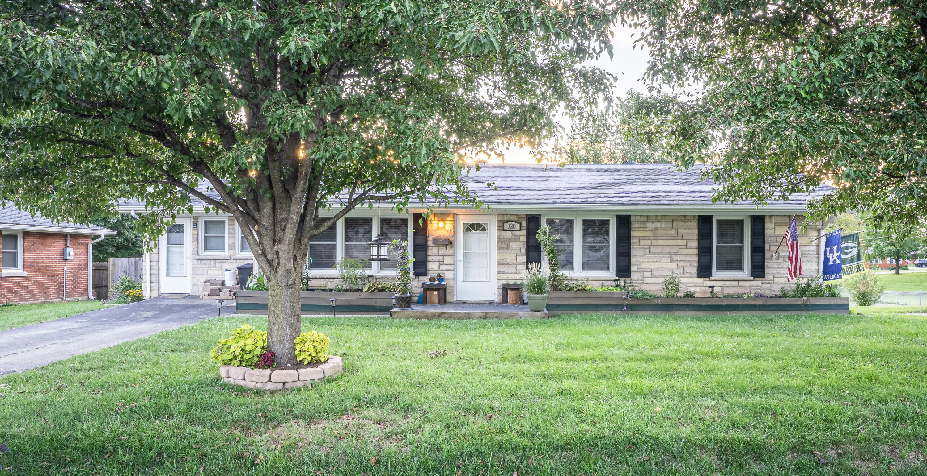 Property Photo:  320 Cardinal Avenue  KY 40601 