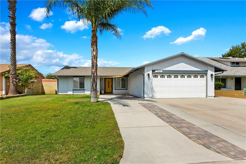 17562 Jackson Drive  Fontana CA 92336 photo