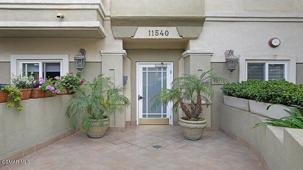 Property Photo:  11540 Rochester Avenue Ph2  CA 90025 