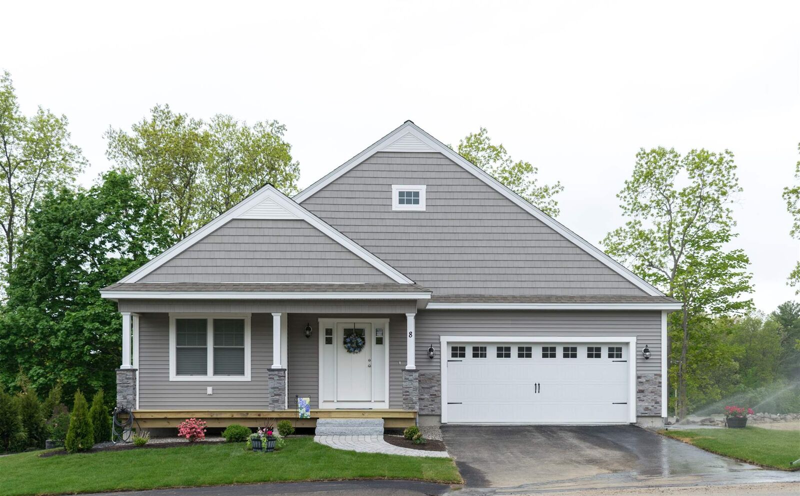 Property Photo:  10 Myles Drive 27  NH 03038 