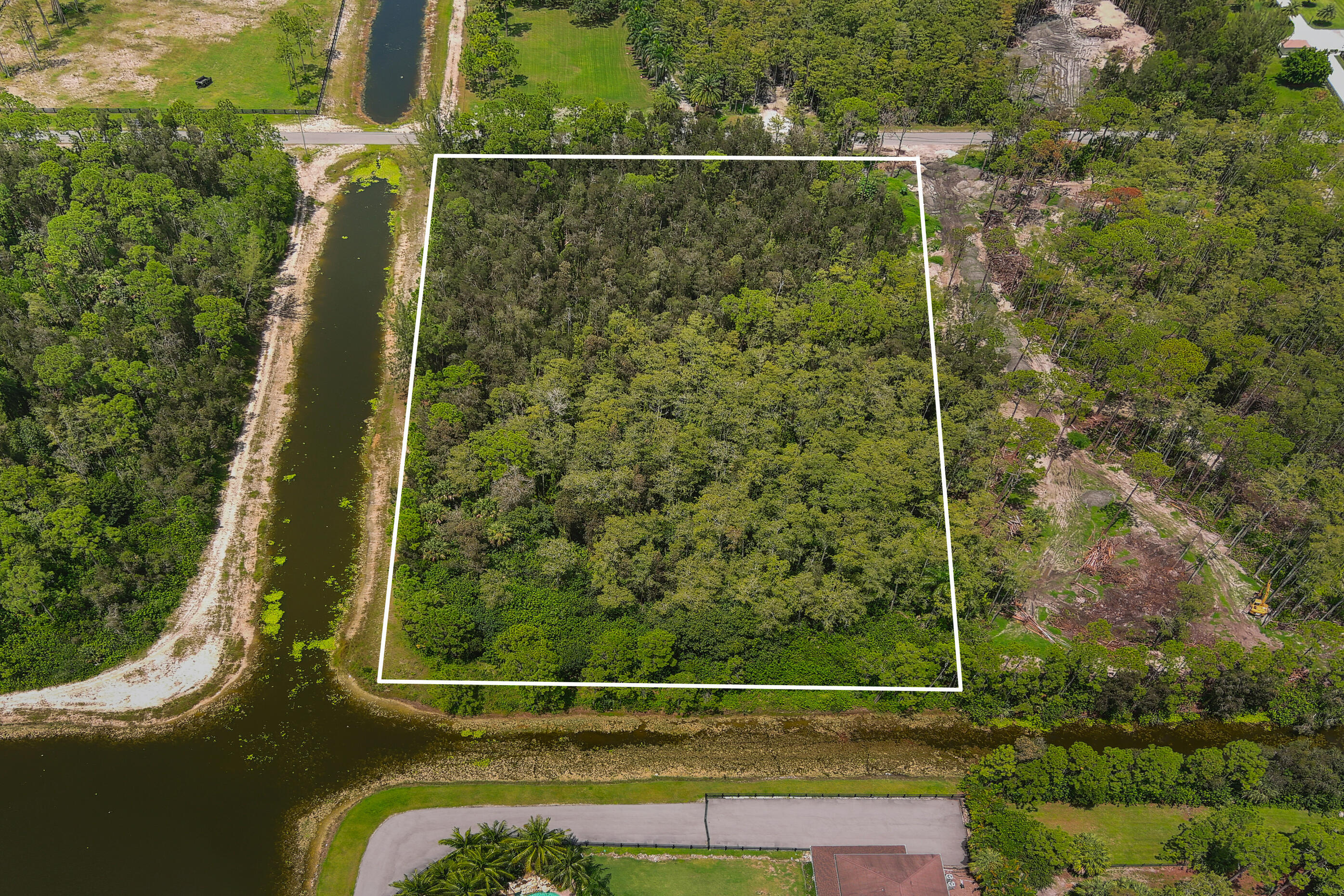 Property Photo: 11352 Alligator Trail FL 33449