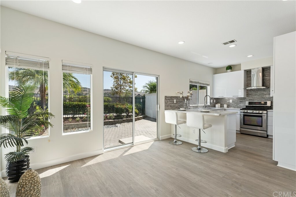Property Photo: 72 Rabano CA 92688