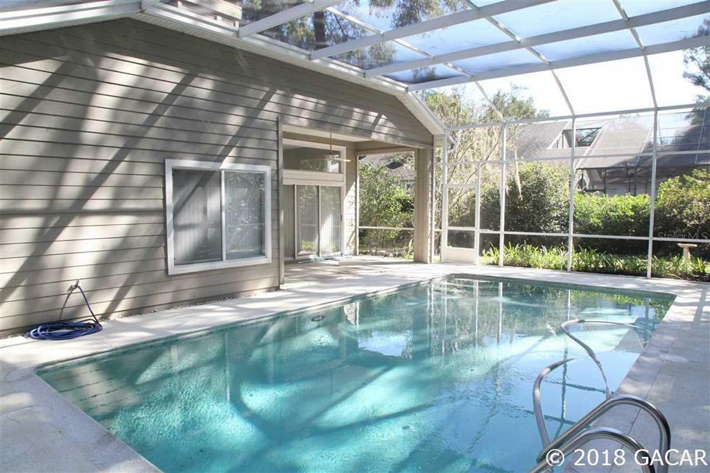 Property Photo:  1731 NW 17th Lane  FL 32605 