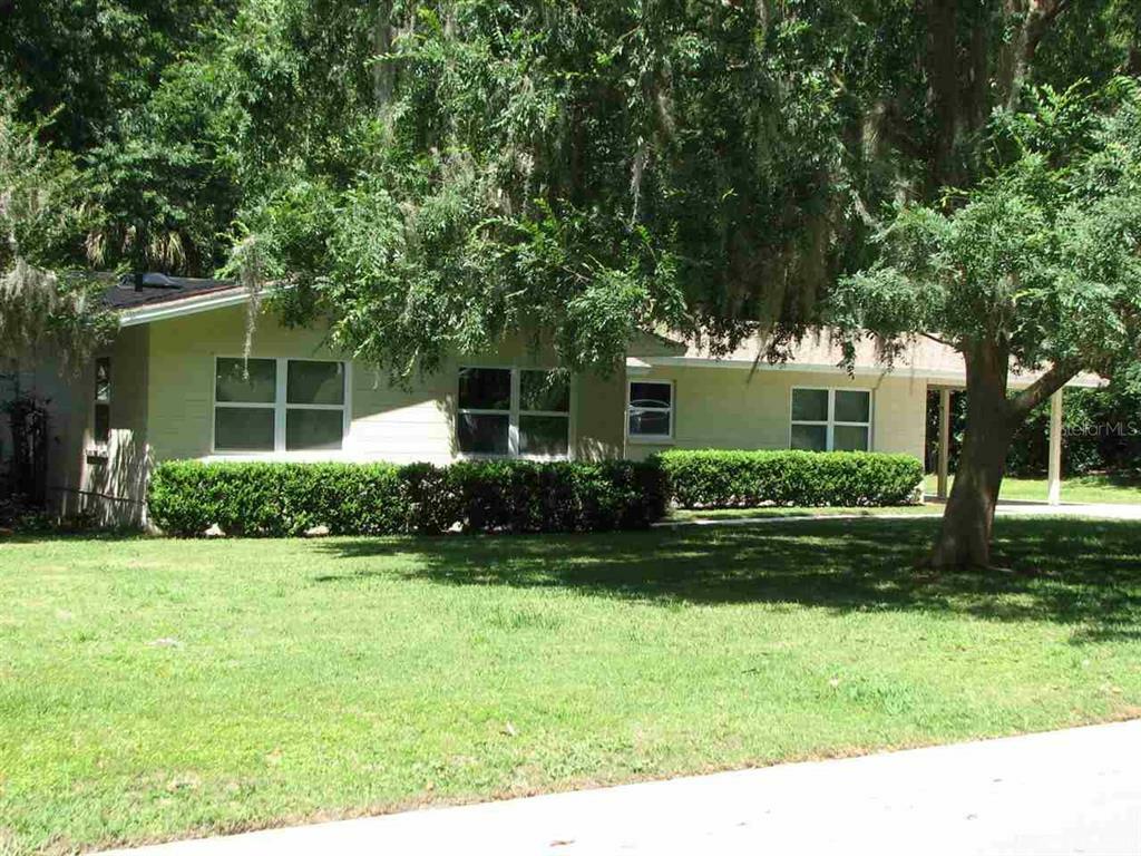 Property Photo:  936 NW 40th Terrace  FL 32605 