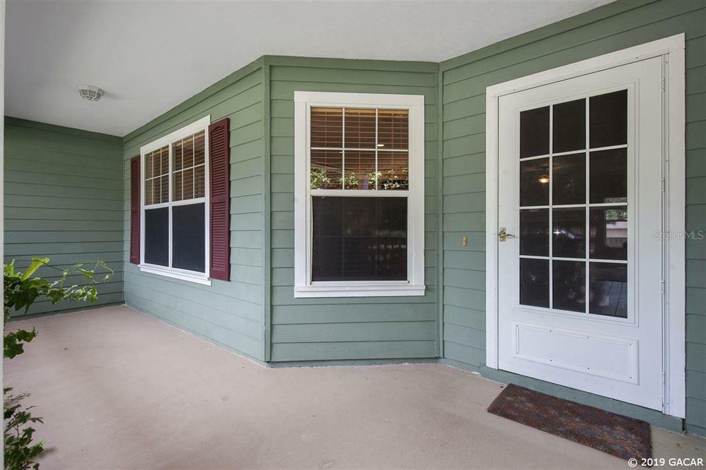 Property Photo:  8717 NW 10th Place  FL 32606 