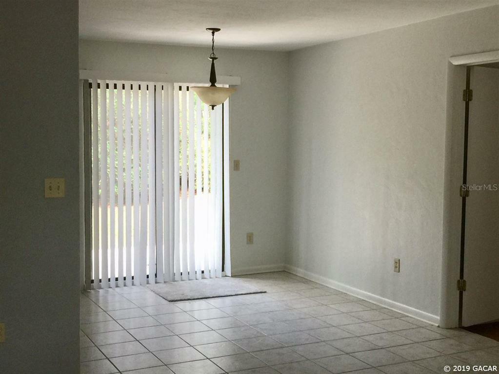 Property Photo:  2526 NW 49th Place  FL 32605 