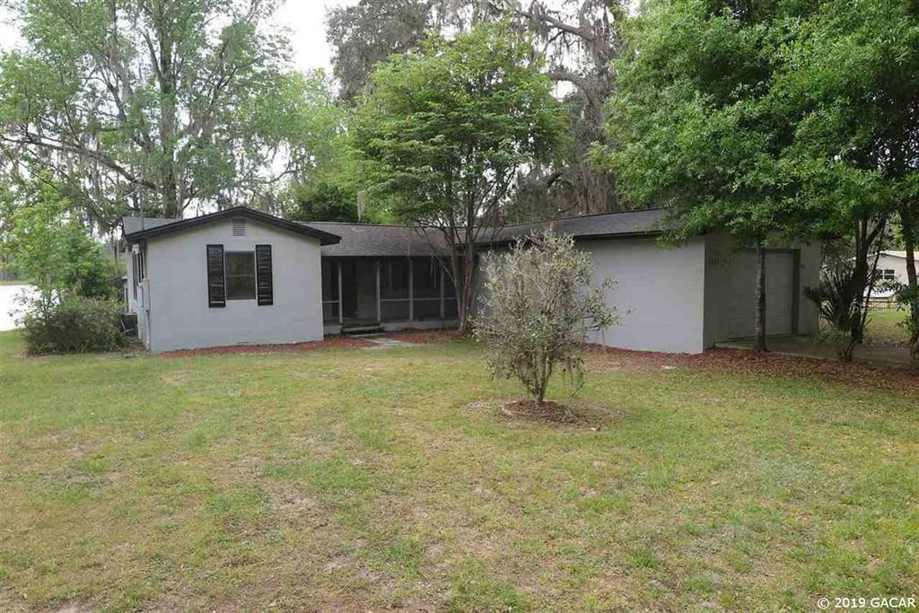 Property Photo:  806 Lake Shore Terrace  FL 32148 