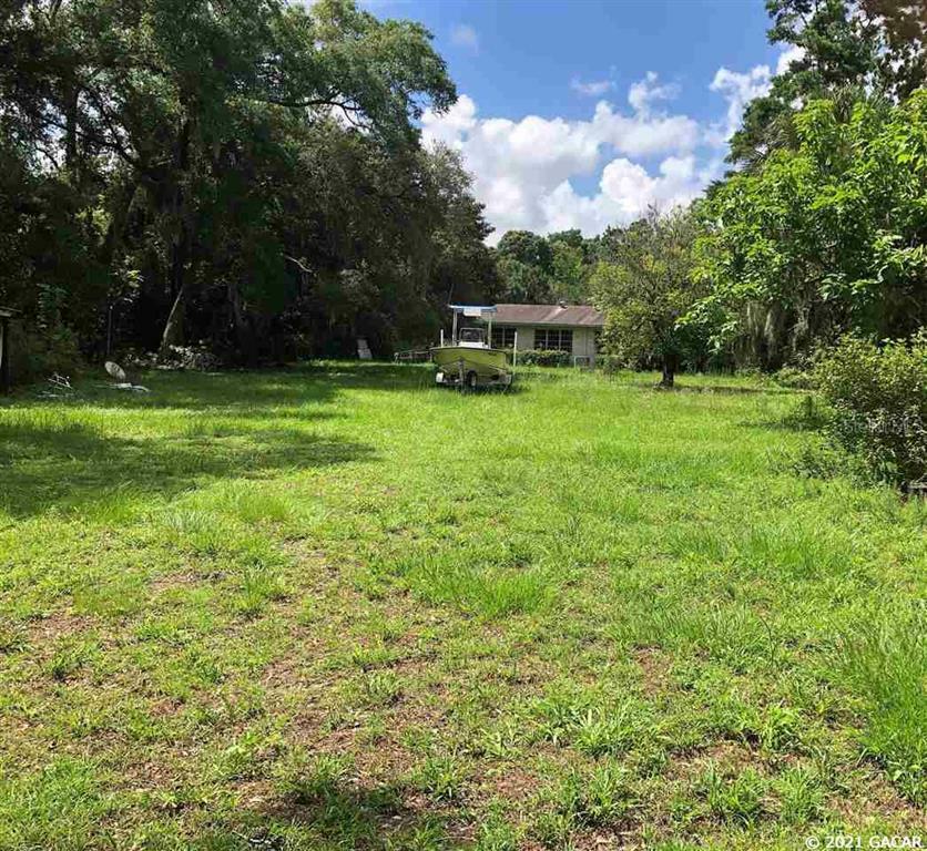 Property Photo:  738 NW 25th Avenue  FL 32609 