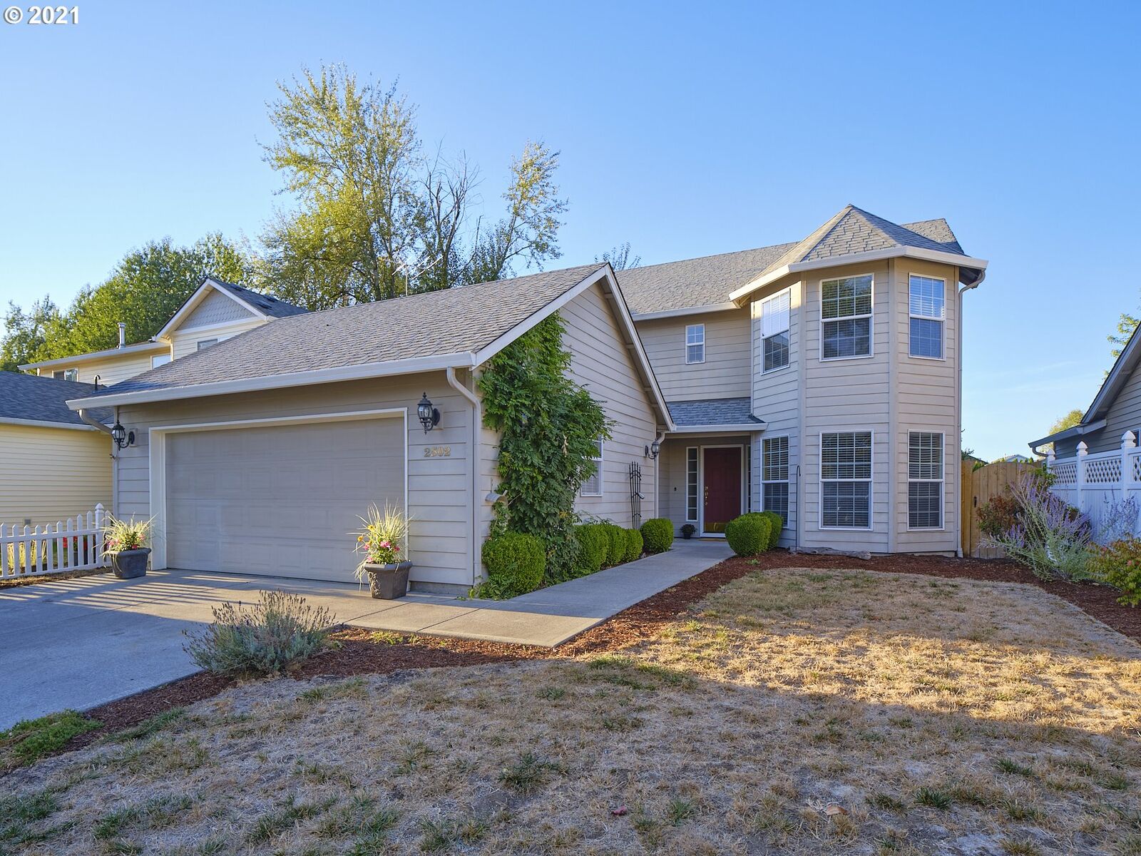 Property Photo: 2502 SW 11th St WA 98604